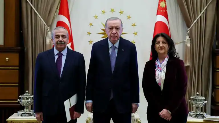 Erdoğan, DEM Parti'yle 'Terörsüz Türkiye'yi Tartıştı